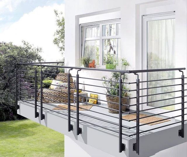 Chọn mẫu ban công sắt theo túi tiền là điều bạn nhất định phải cân nhắc