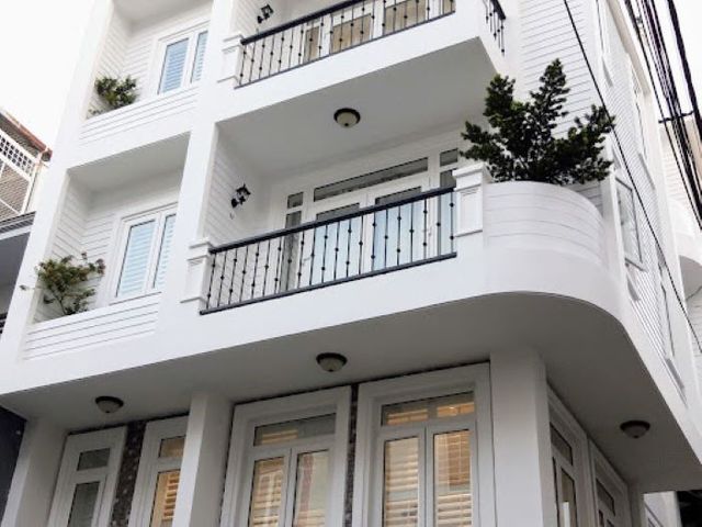 Làm ban công lan can sắt mỹ thuật để có độ bền lâu năm