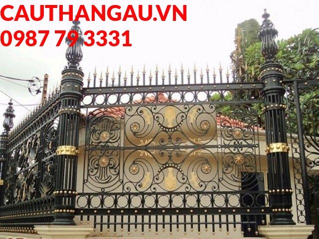 Nét cổ điển, sang trọng là lý do mẫu hàng rào bằng sắt nghệ thuật cao cấp được ưa chuộng