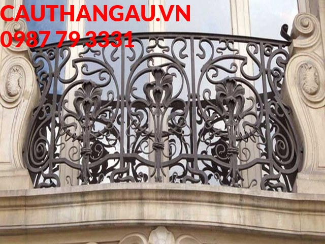 Mẫu ban công đậm lắp đặt tại những công trình đẳng cấp