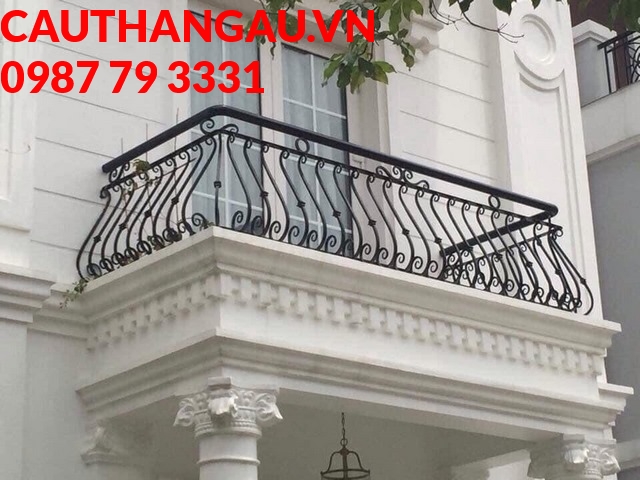 Mẫu thiết kế đơn giản, nhẹ nhàng mà vẫn đủ sức khiến căn nhà trở lên thu hút, lôi cuốn