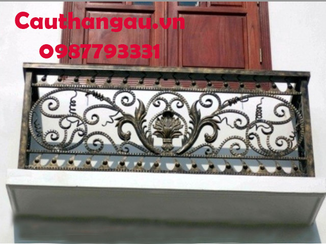 Ban công sắt nghệ thuật hoa mỹ  giá rẻ Mẫu CTA-B10