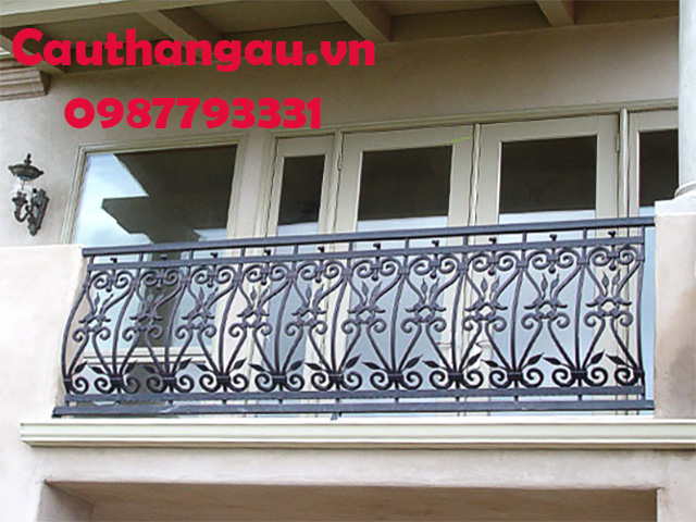 Ban công sắt nghệ thuật cho nhà tầng trệt giá rẻ Đống Đa Mẫu CTA-B24