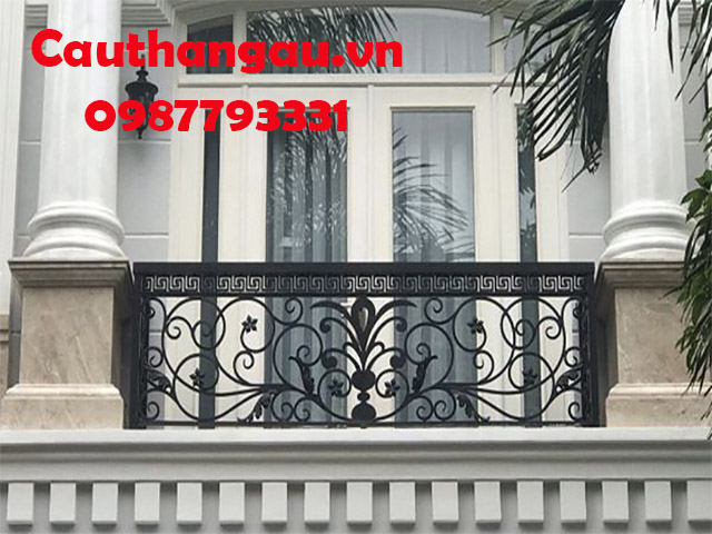 Ban công sắt nghệ thuật đơn giản, đẳng cấp giá rẻ Mẫu CTA-B46