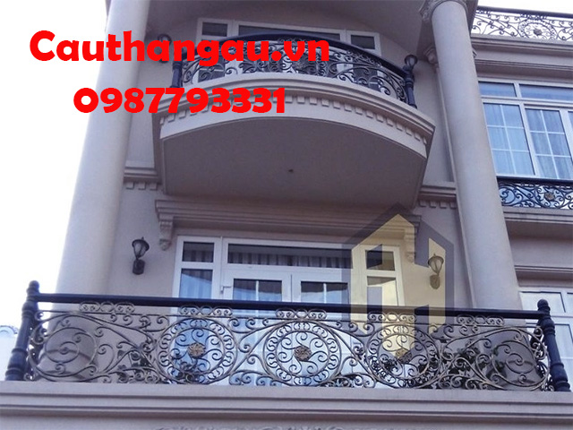 Ban công sắt mỹ thuật đẹp tại hà nội