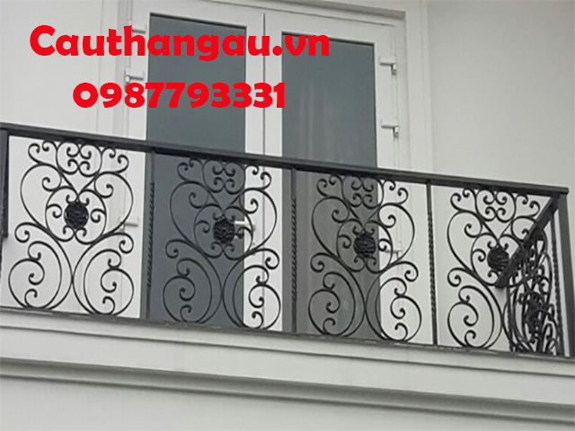 Rất nhiều mẫu lan can ban công nghệ thuật được Cầu Thang Âu thi công hoàn hảo