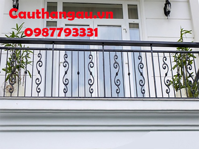 Ban công sắt mỹ thuật chất lượng cao bền bỉ Mẫu CTA-B41