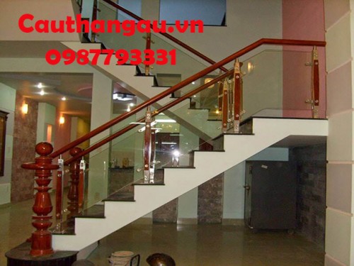 Cầu thang kính đẹp chất lượng tại hà nội