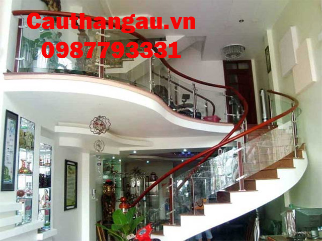 cầu thang kính cường lược đẹp uy tín tại Hà Nội