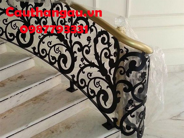 Cầu thang sắt mỹ thuật theo phong cách Châu Âu mẫu CTA-T83