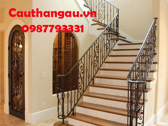 cầu thang sắt mỹ thuật-nghệ thuật đơn giản