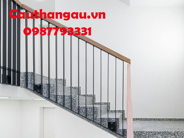 cầu thang sắt mỹ thuật-nghệ thuật đơn giản