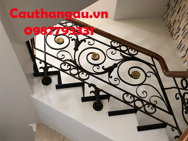 Cầu thang sắt mỹ thuật họa tiết  mẫu CTA-T42