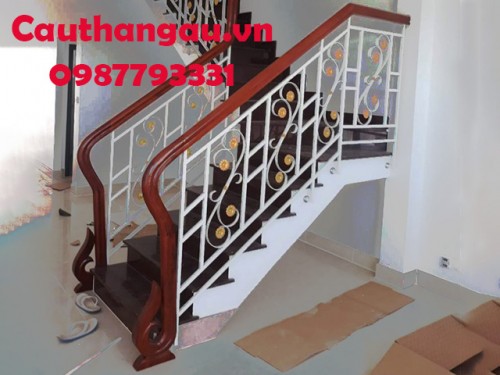 Cầu thang sắt nghệ thuật mấu CTA-T19