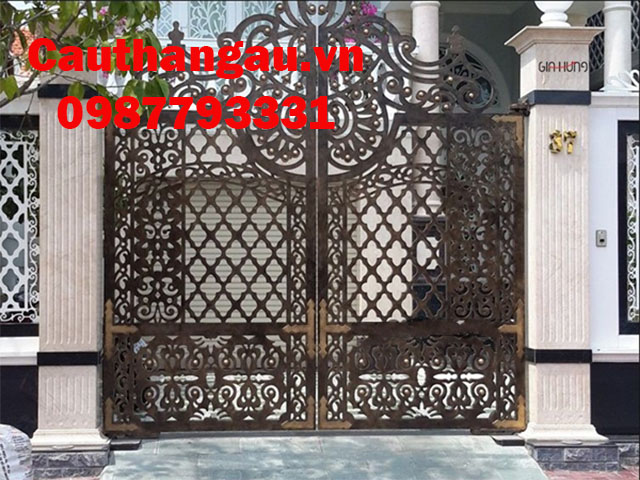 Cửa cổng sắt mỹ thuật 10