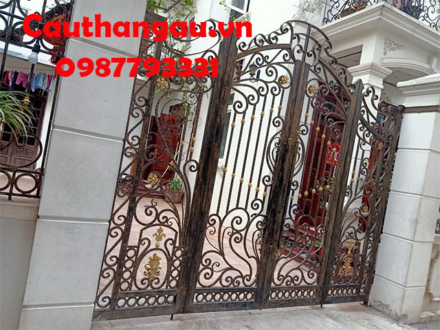 Cửa cổng sắt mỹ thuật giá rẻ Mẫu CTA- C26