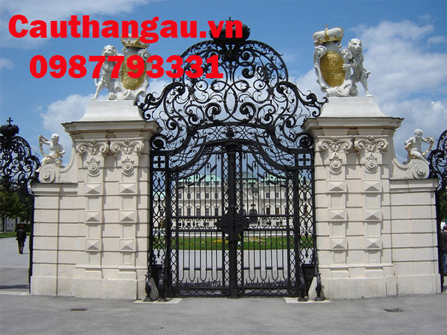 Cửa cổng sắt nghệ thuật phong cách Châu Âu mẫu CTA-C34