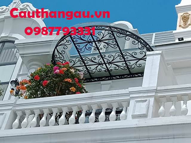 Mái kính khung sắt nghệ thuật giá rẻ Hà Nội mẫu CTA-M12