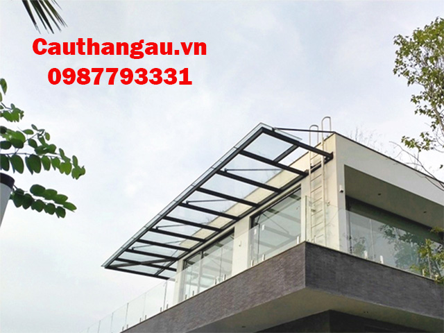 Thi công mái kính cường lực đẹp dành cho biệt thự tại Hà Nội