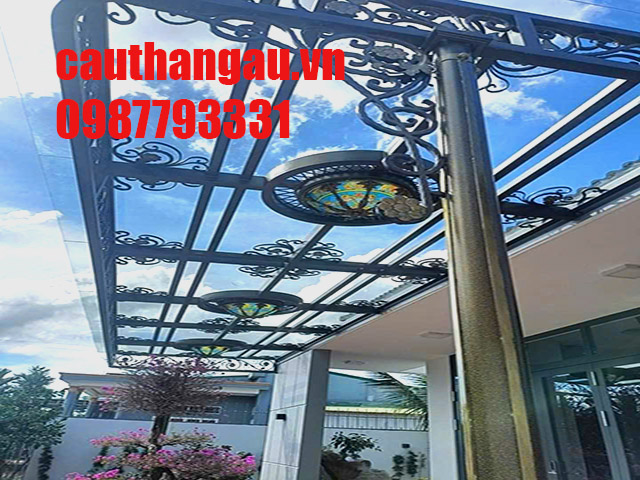 Mai-kính-khung-sat-nghe-thuat-tai-ha-noi