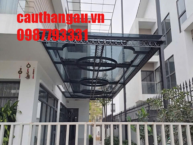 Mai-kinh-khung-sat-nghe-thuat-tai-ha-noi
