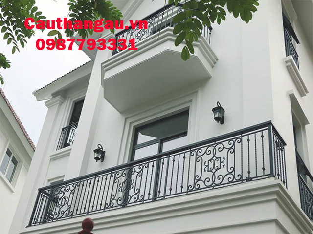 Lan can sắt mỹ thustj nghệ thuật tại gia lâm hà nội Lan can sắt mỹ thustj nghệ thuật tại gia lâm hà nội