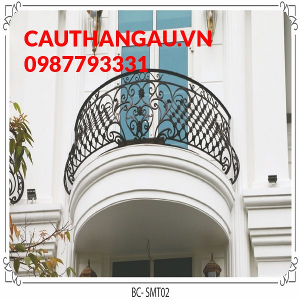 Dáng vẻ cổ điển, sang trọng là lý do nhiều người thi công mẫu lan can sắt này