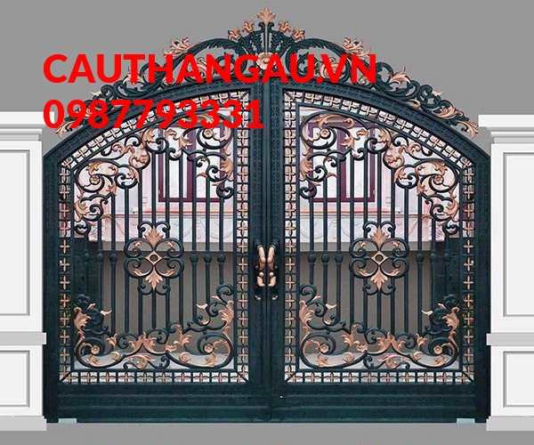 Mẫu cổng sắt nghệ thuật sở hữu họa tiết cầu kỳ
